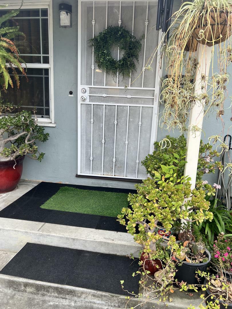 Property Photo: 980 Princess Anne Drive CA 95128