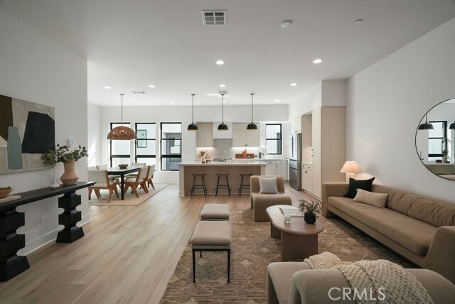 Property Photo:  1315 W Cannon Drive  CA 90026 