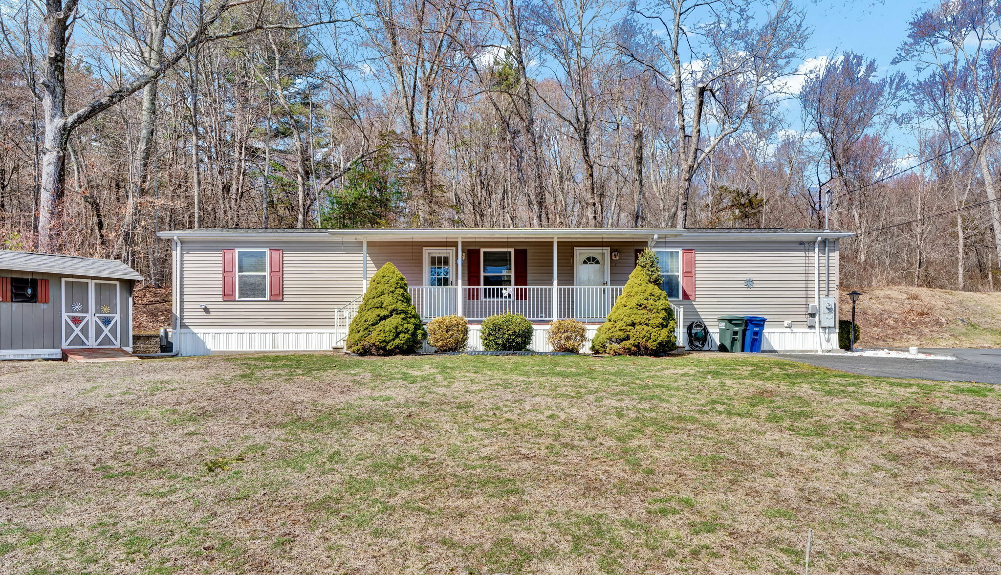 Property Photo: 3 Pond Road CT 06489