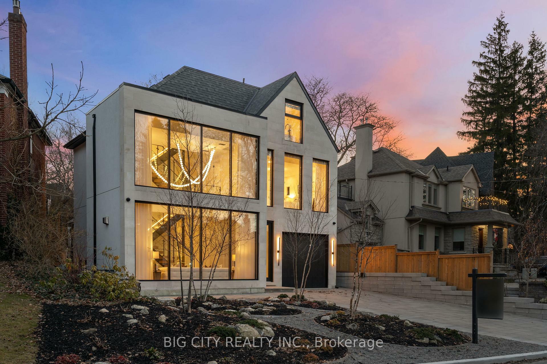 Property Photo: 75 Lawrence Crescent ON M4N 1N3