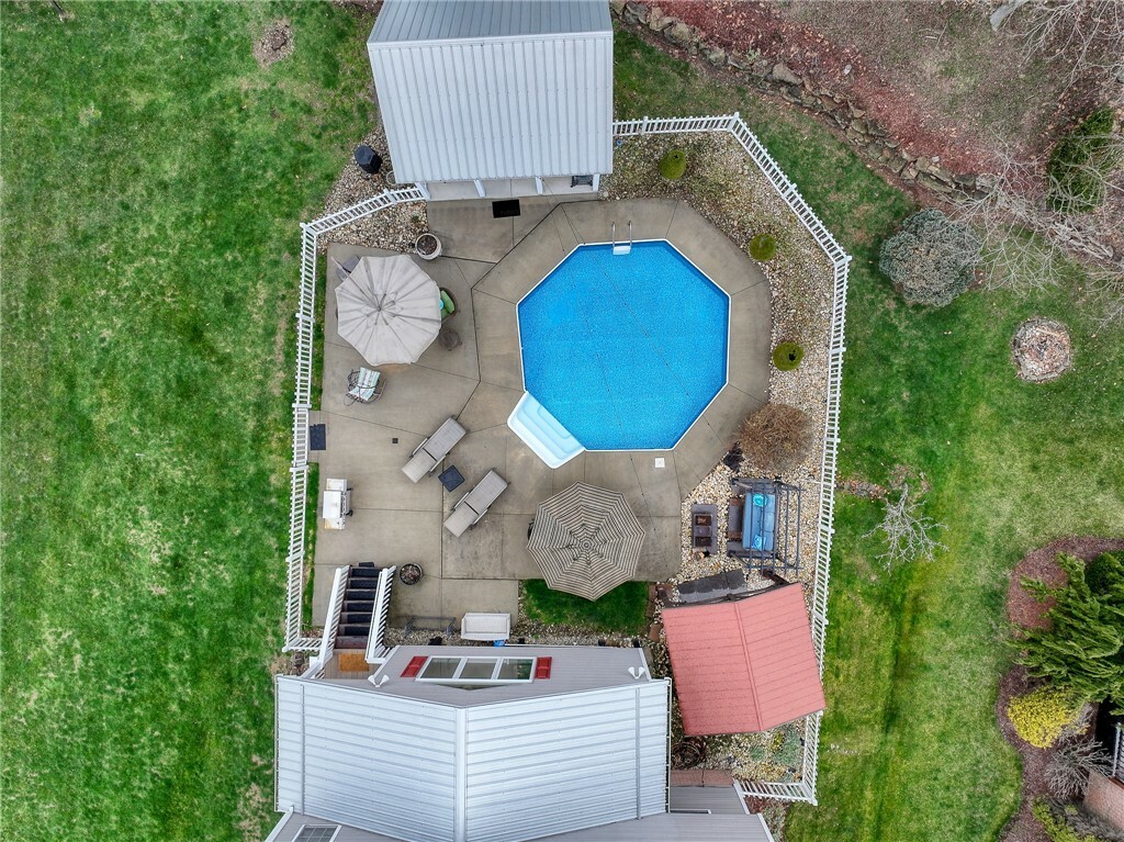 Property Photo:  209 Butternut Dr.  PA 15057 