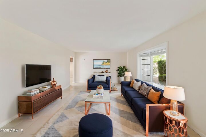 Property Photo: 439 S 30th Street AZ 85204