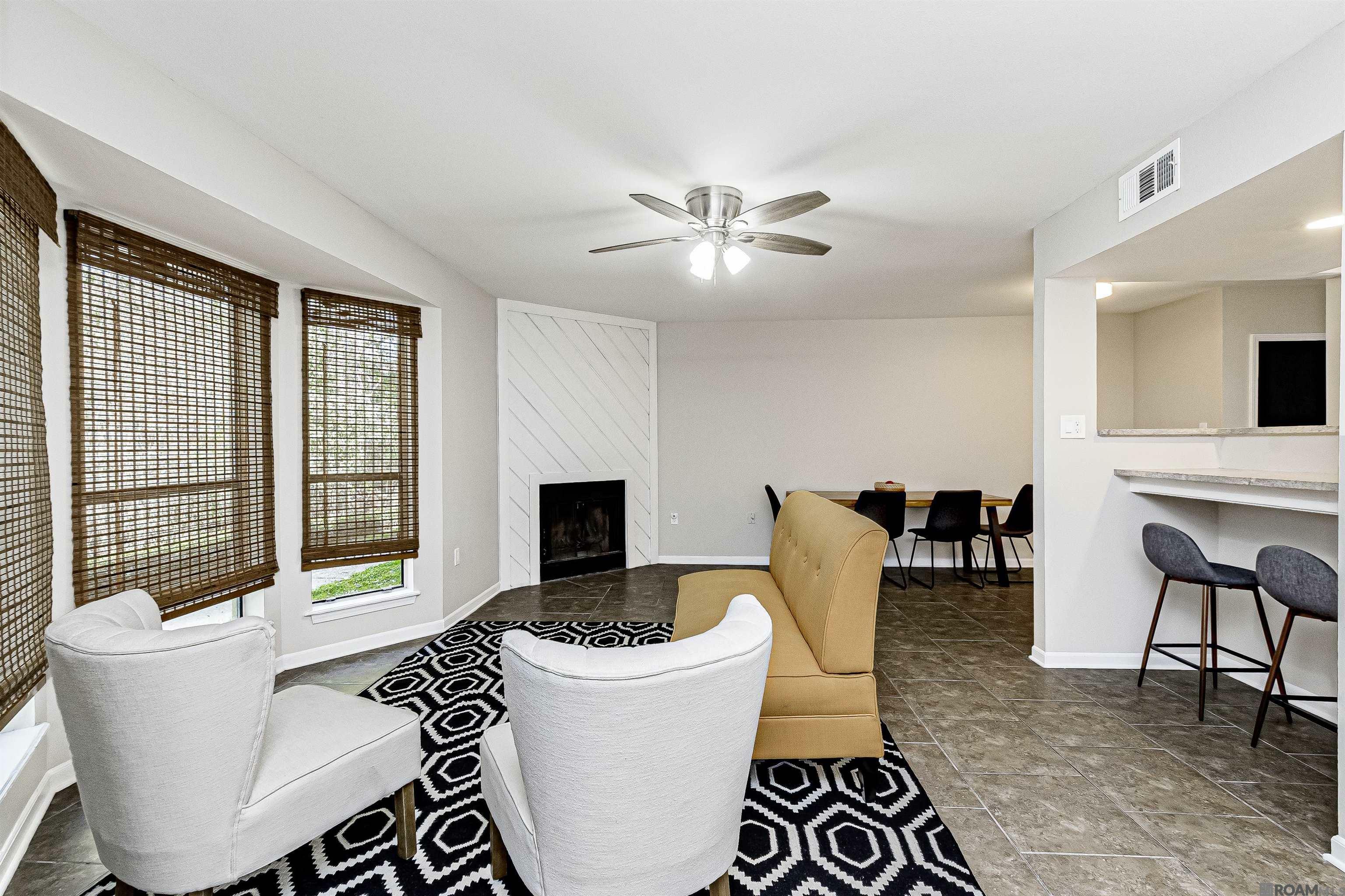 Property Photo: 2051 S Brightside View Dr #C LA 70820