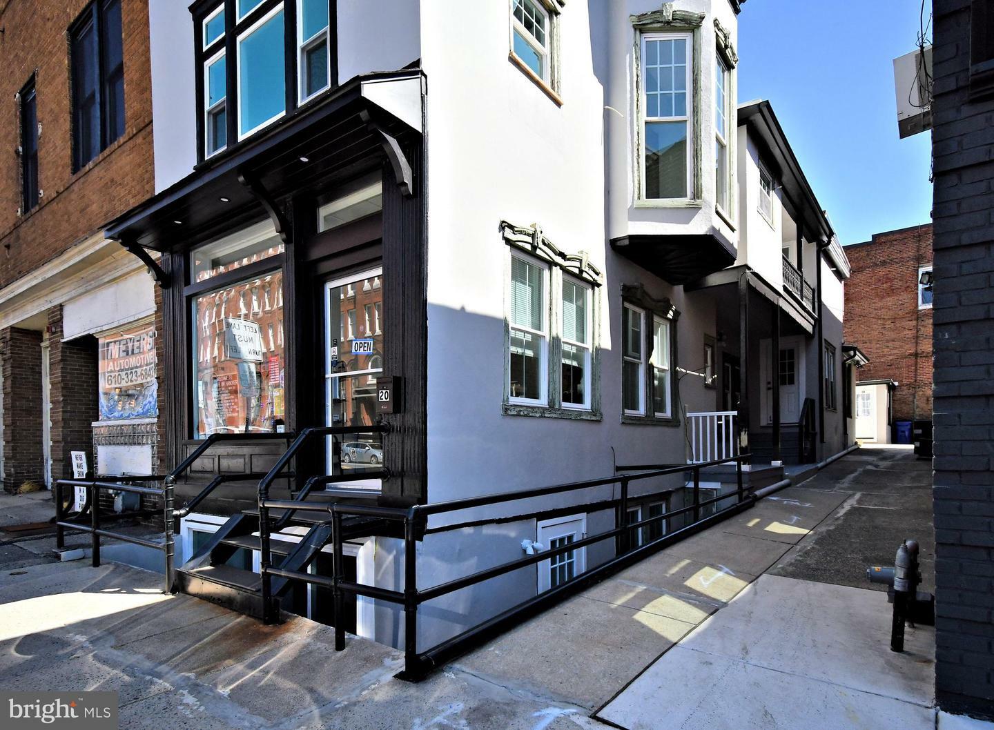 Property Photo: 20 S Hanover Street 1A PA 19464