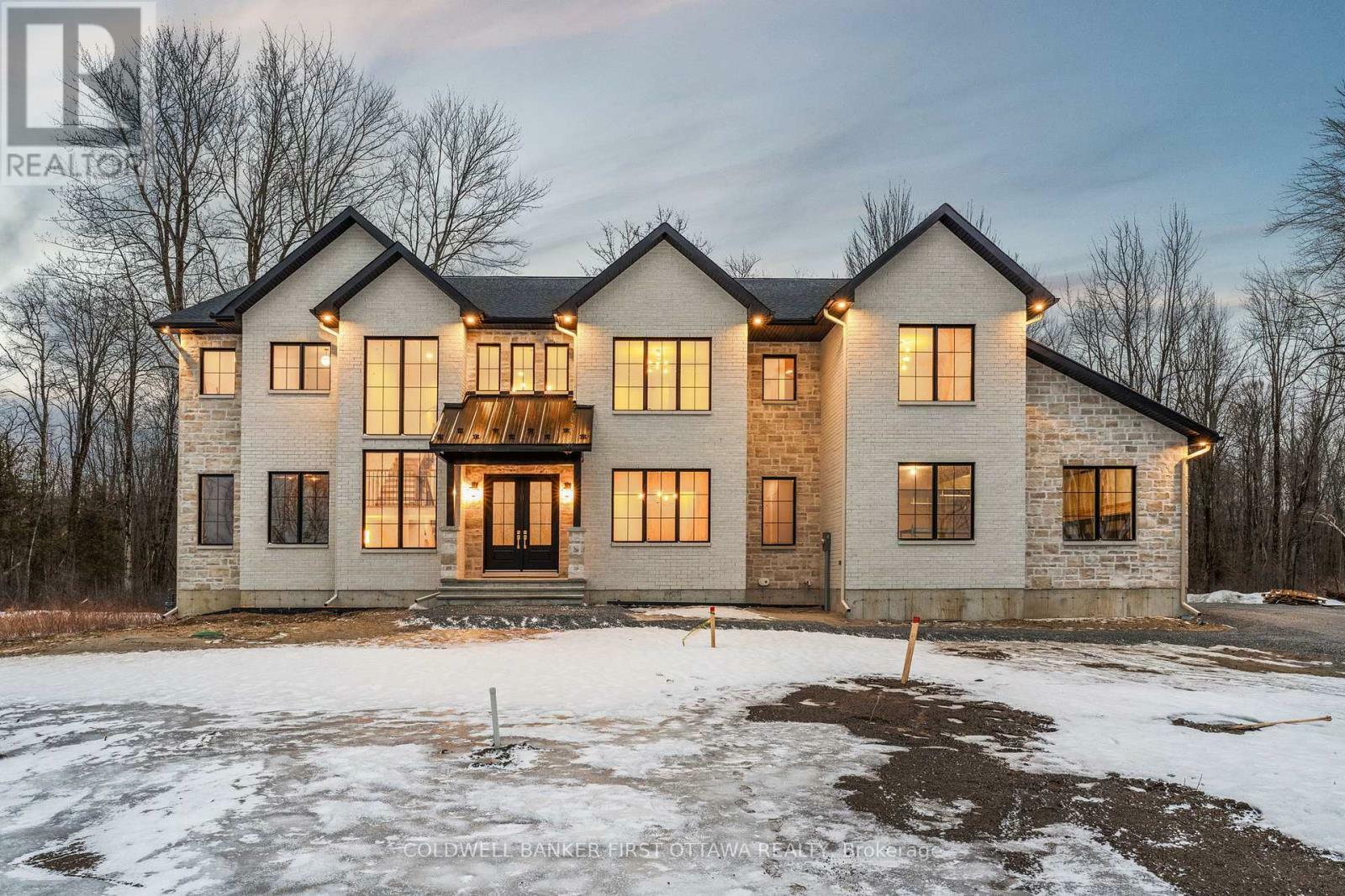 Property Photo: 577 Shoreway Drive ON K4P 0G3