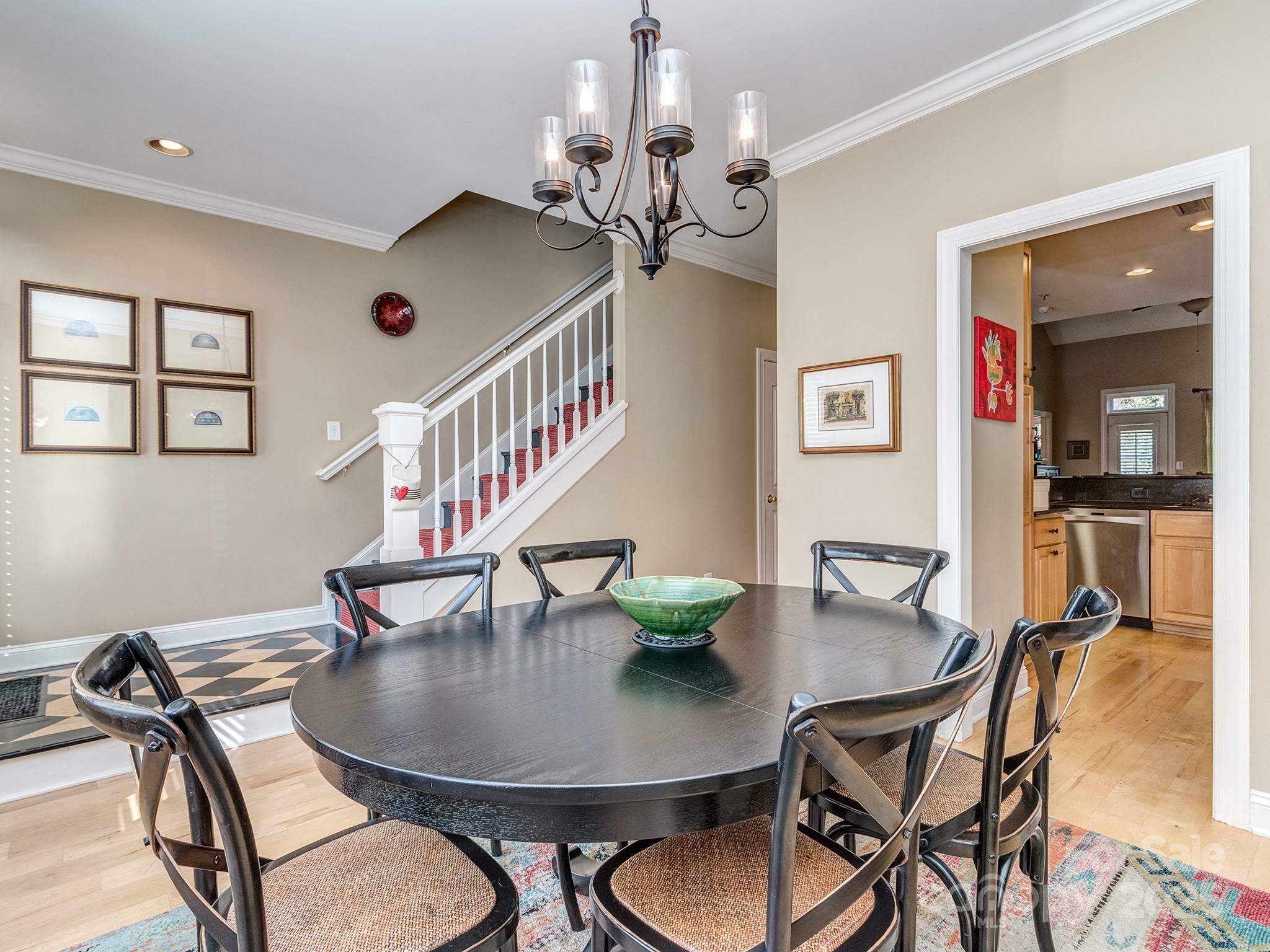 Property Photo: 1141 Hollyheath Lane NC 28209