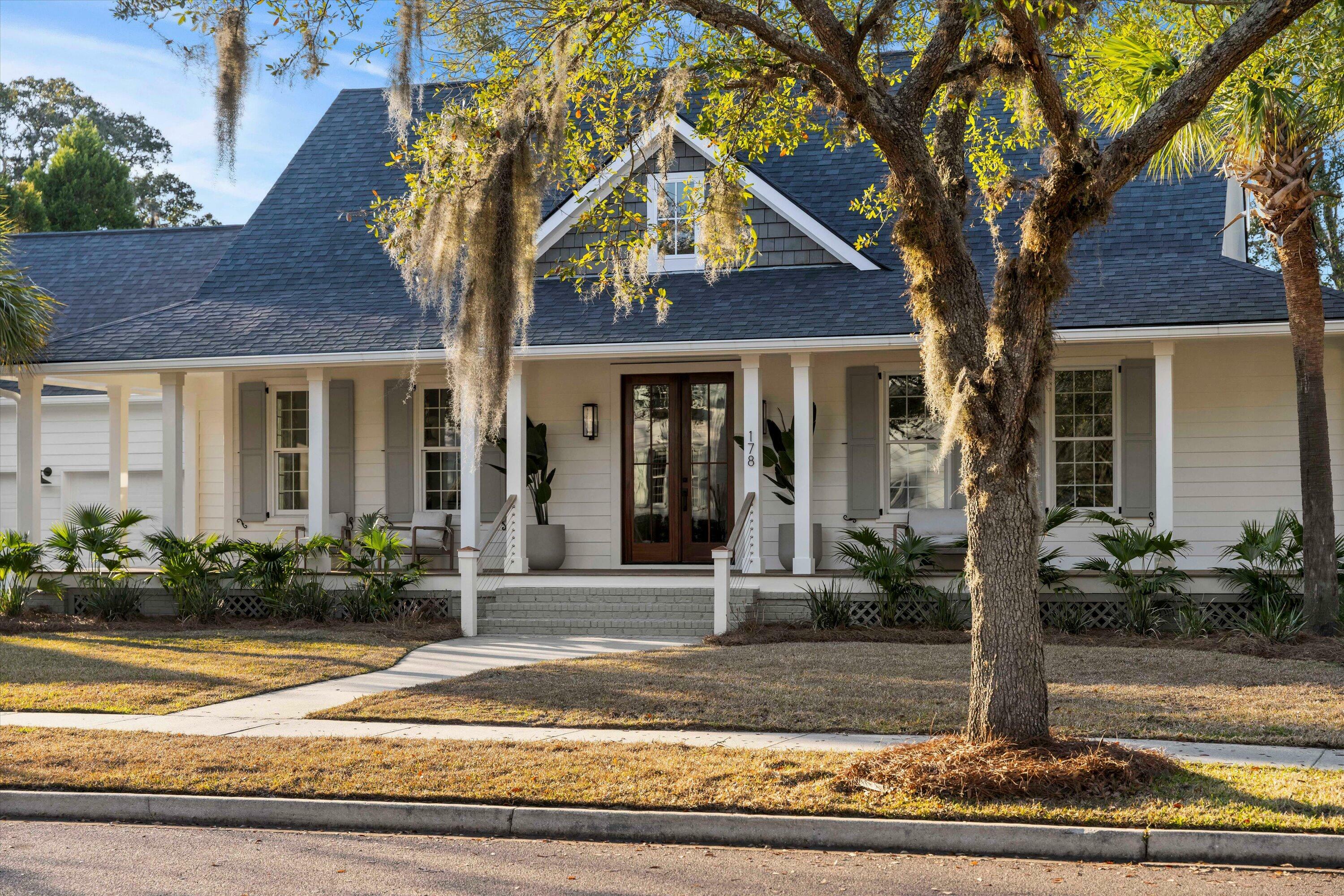 Property Photo: 178 Beresford Creek Street SC 29492