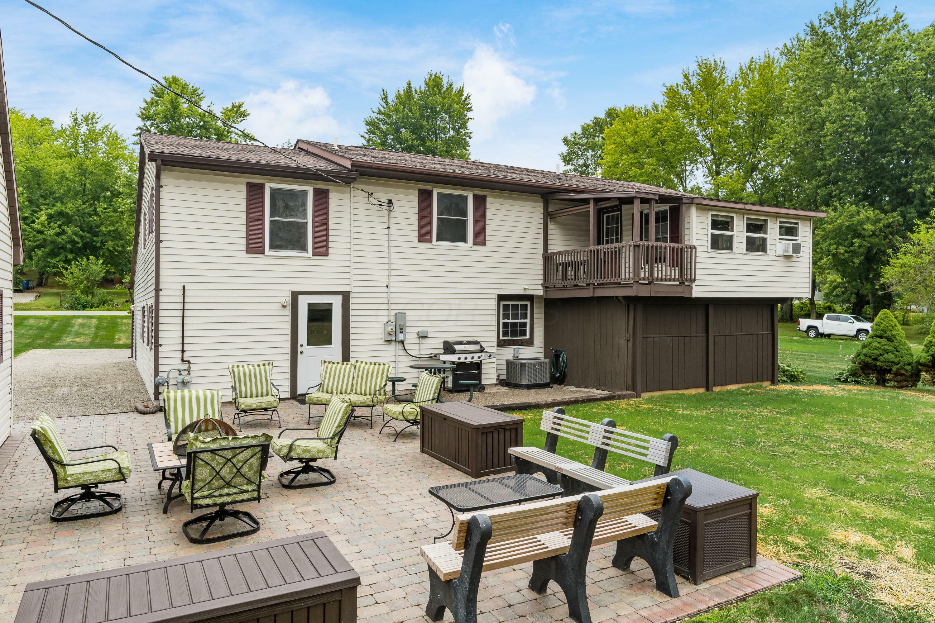 Property Photo: 5213 Deeds SW Road OH 43062