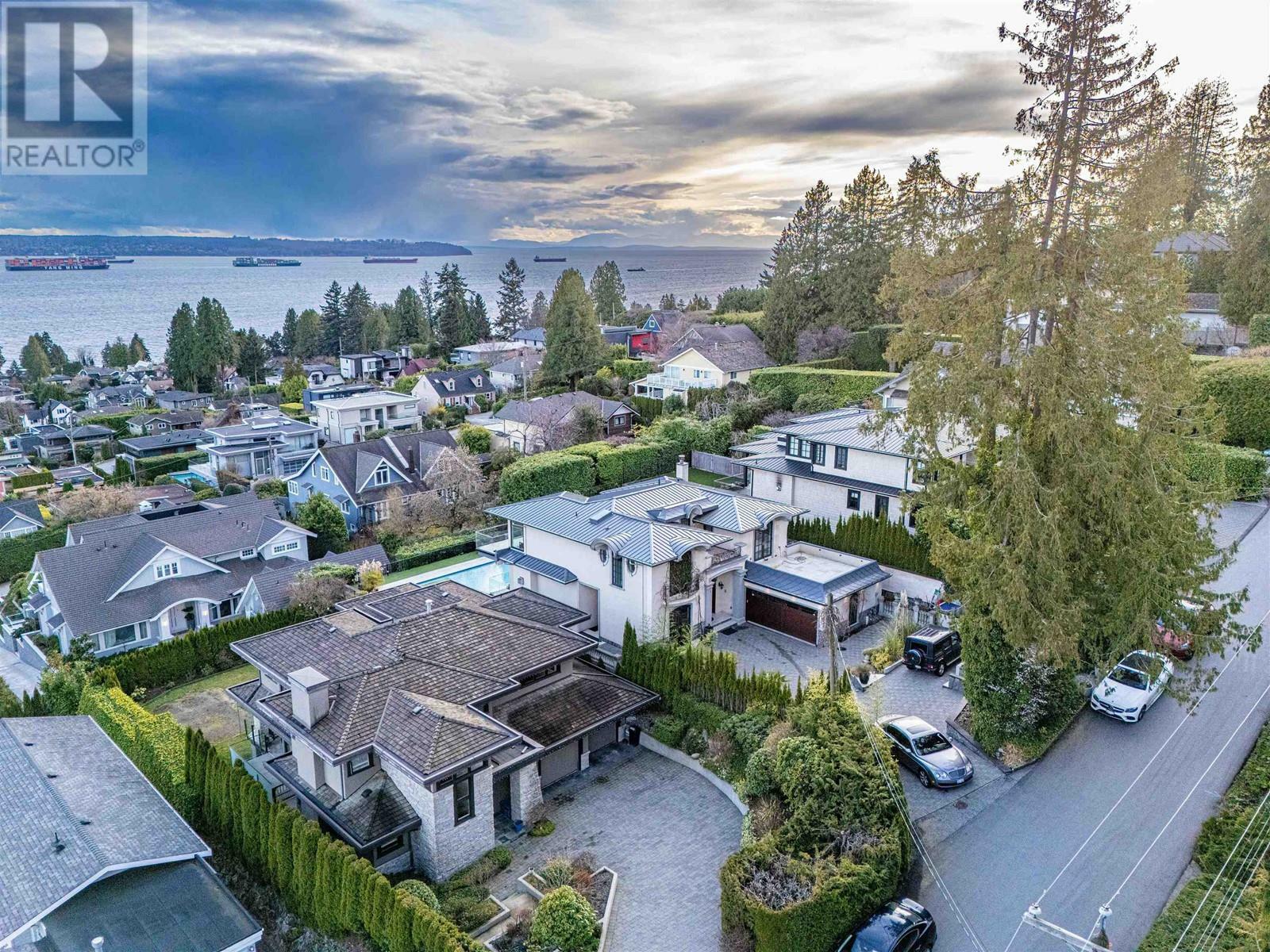 Property Photo: 2538 Ottawa Street BC V7V 2T4