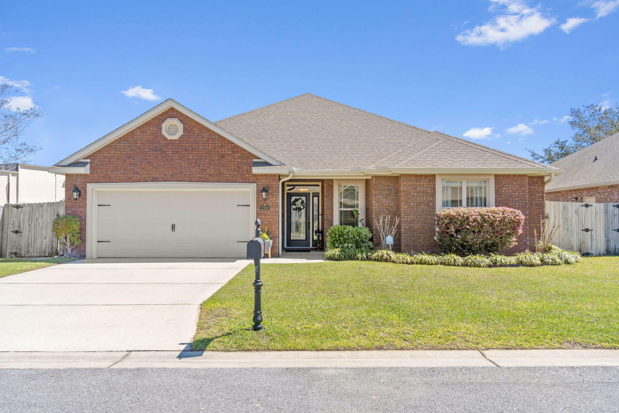 Property Photo: 2331 Cummings Drive FL 32547