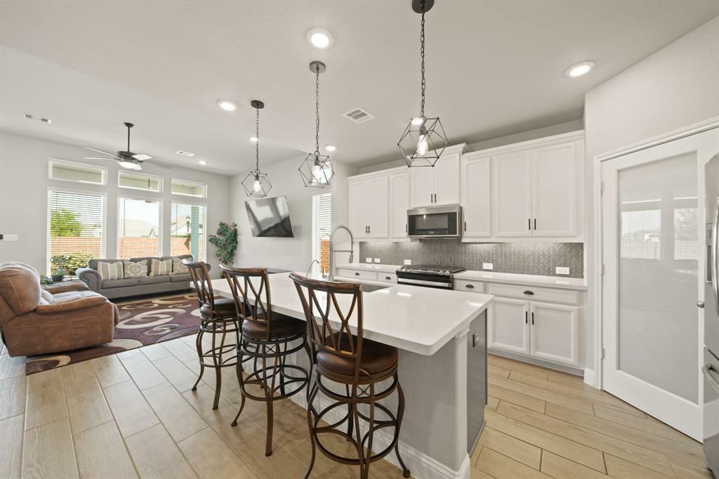 Property Photo: 1735 Harvest Lake Drive TX 77459