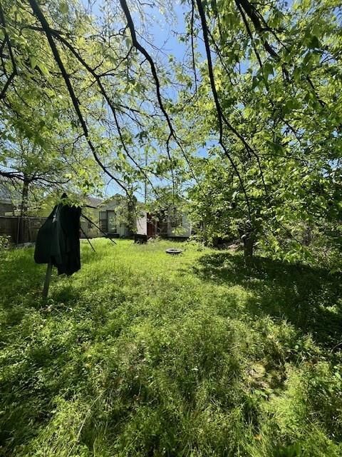 Property Photo: 7615 Avenue F TX 77012