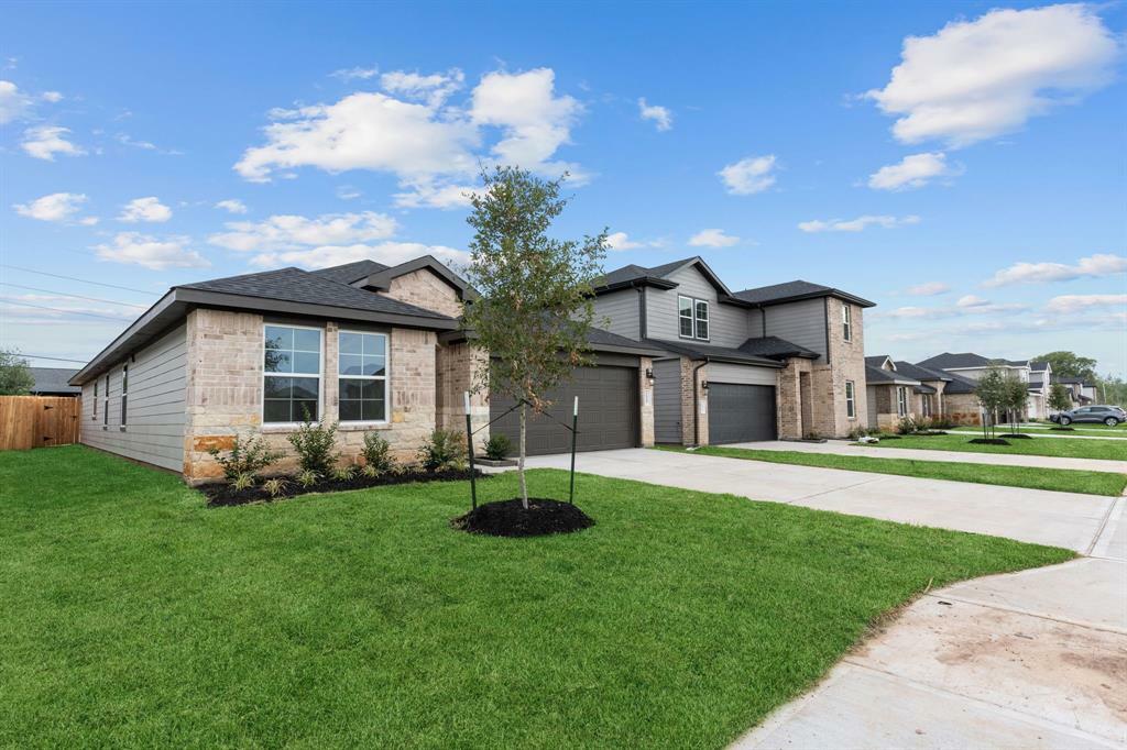 Property Photo: 7803 Cavour Drive TX 77406