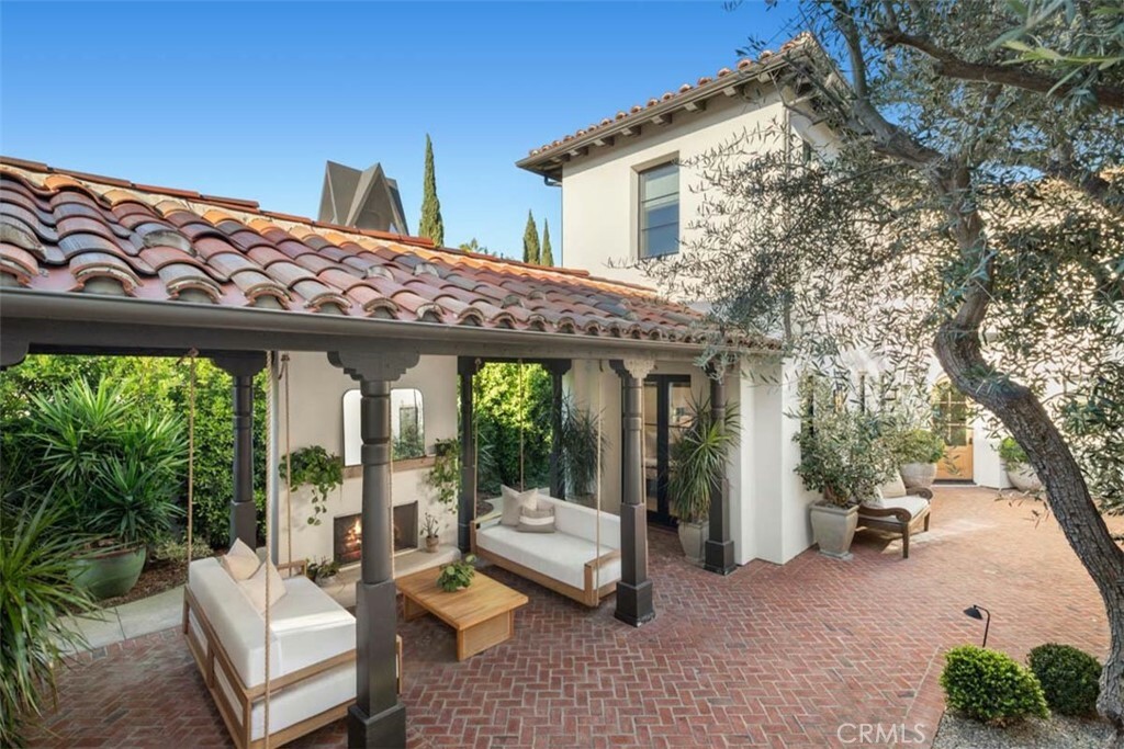 Property Photo: 22 Vernal Spring CA 92603