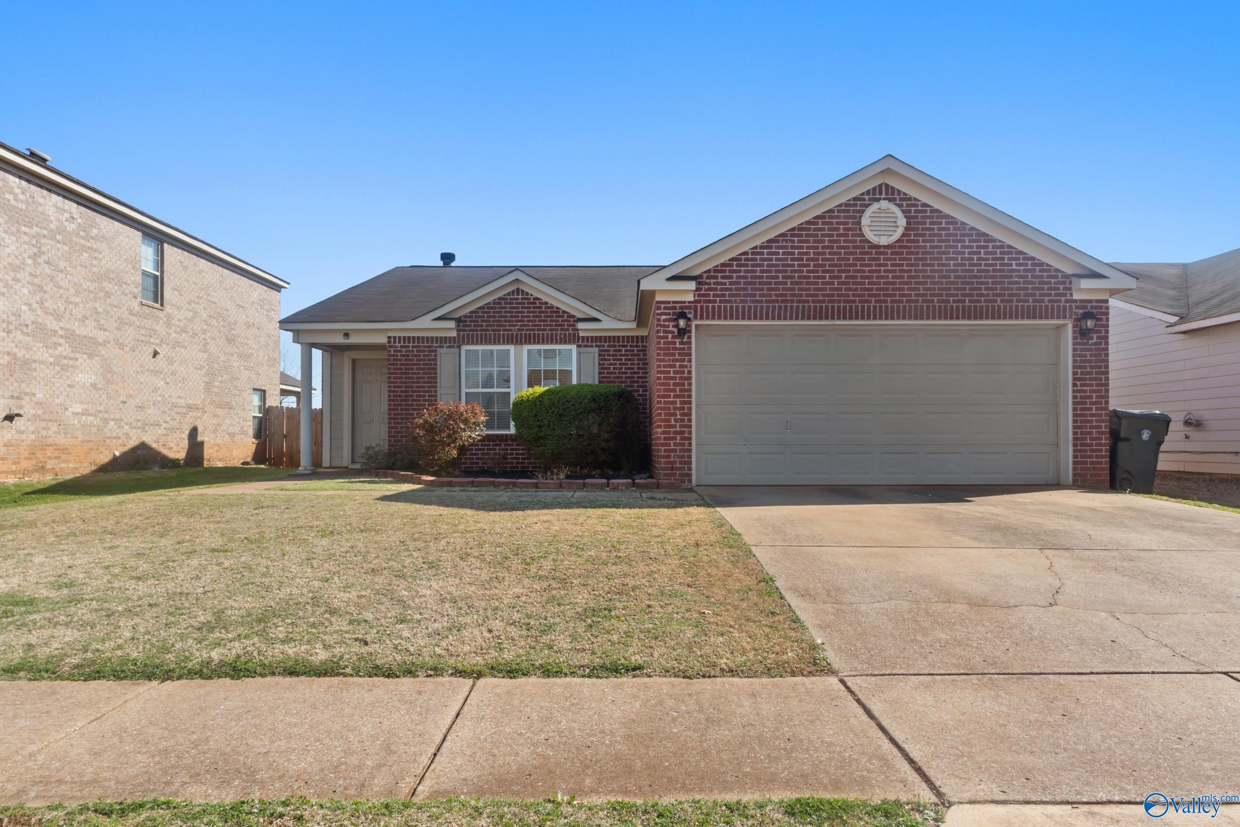 Property Photo:  202 Harold Murphy Drive  AL 35756 
