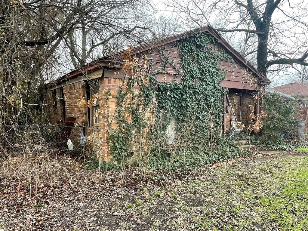 Property Photo: 3634 Durango Drive TX 75220