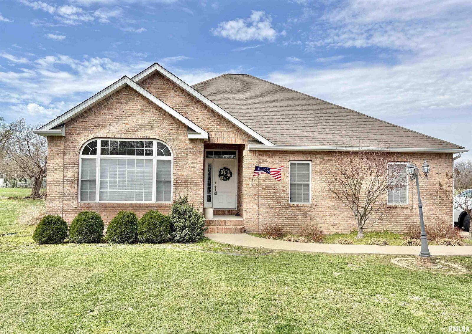 Property Photo:  1409 Summer Drive  IL 62948 