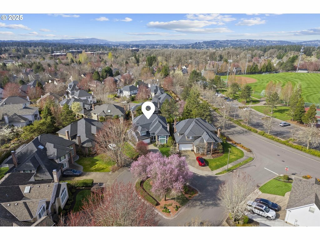 4674 Chelsea Ln  Lake Oswego OR 97035 photo