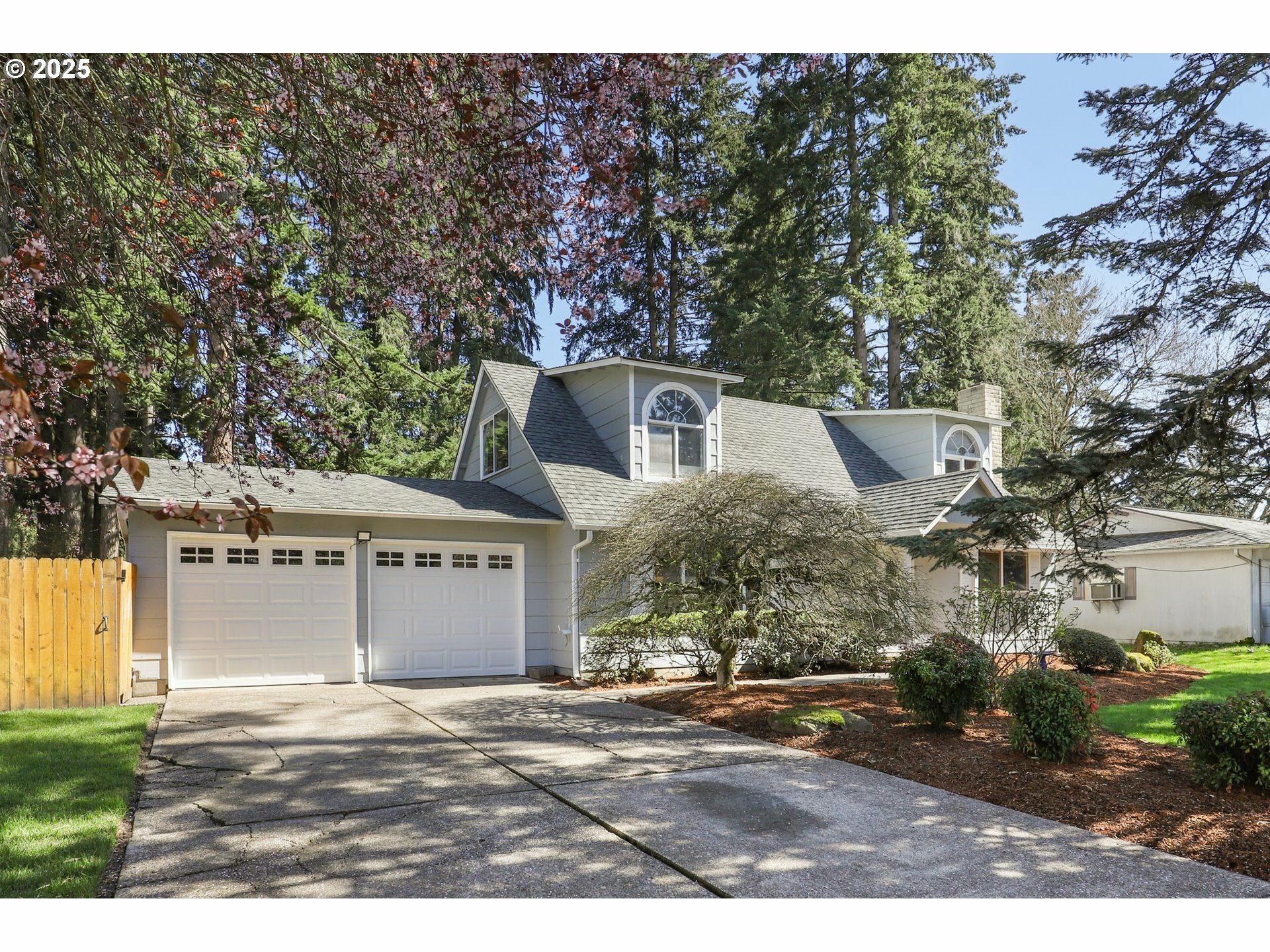 Property Photo: 713 NE 123rd Ave WA 98684