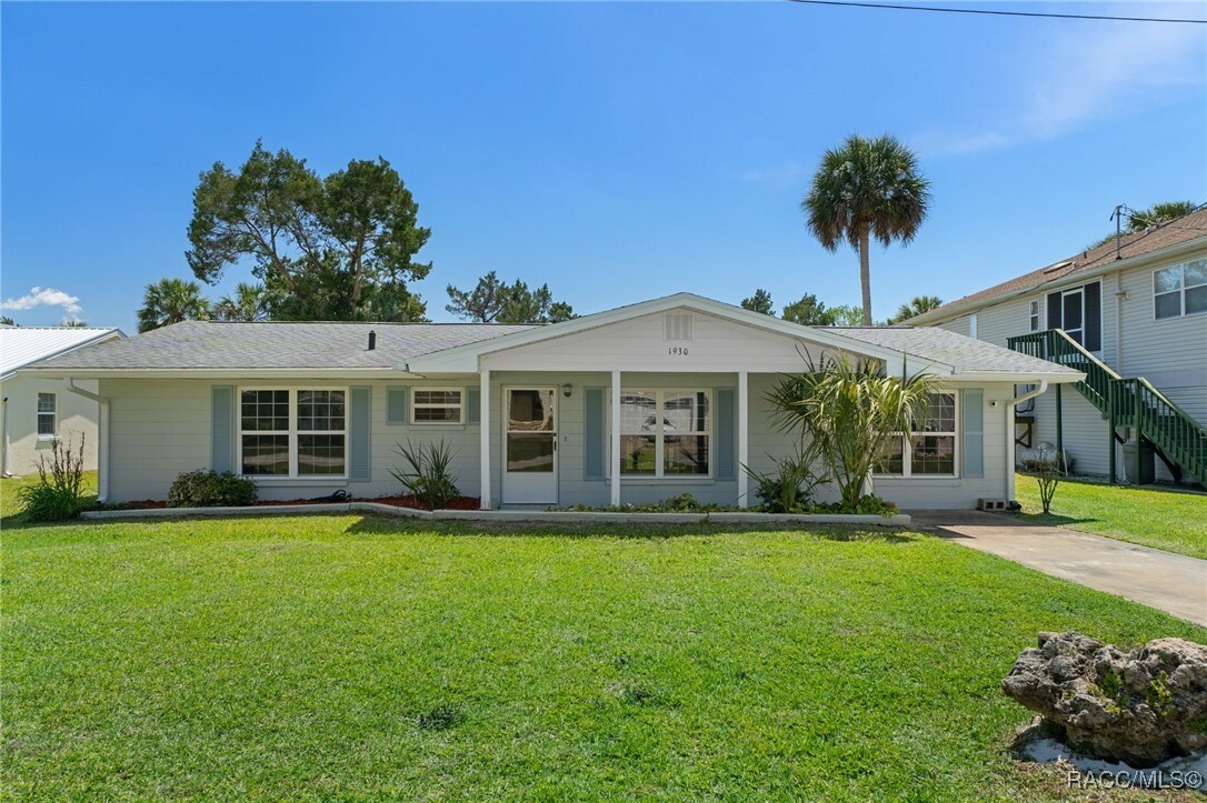 1930 NW 17th Street  Crystal River FL 34428 photo