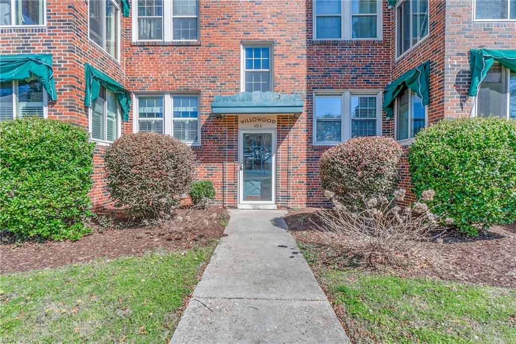 Property Photo: 102 Willow Wood Dr B2 VA 23505
