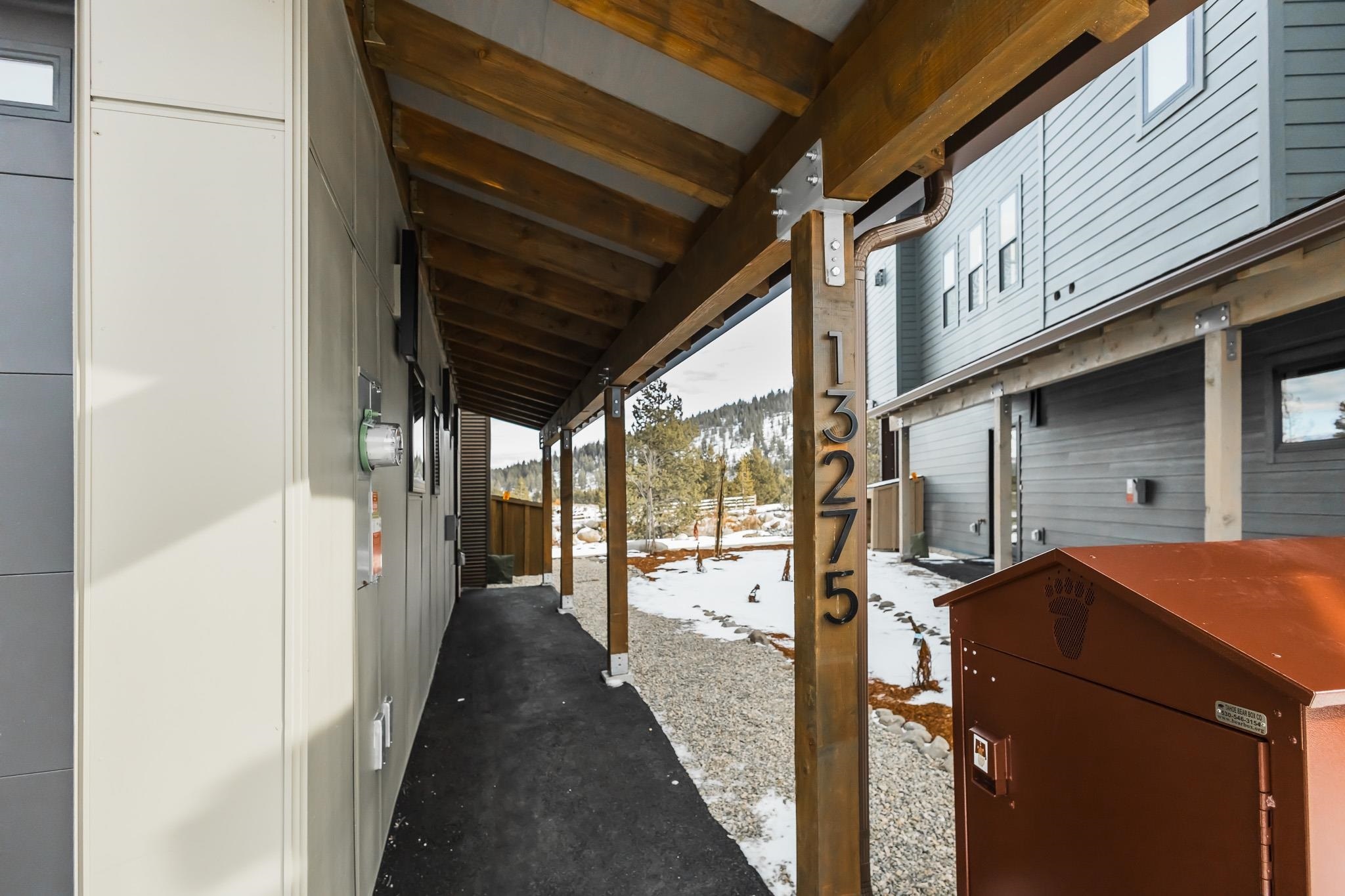 Property Photo: 13275 Cold Creek Circle CA 96161-9999