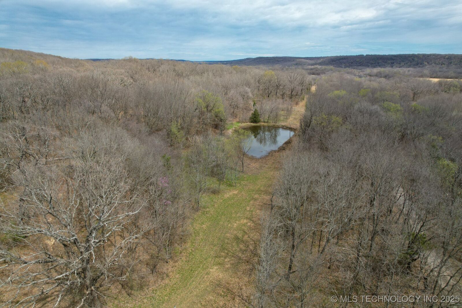 Property Photo:  135 E 620 Road  OK 74337 