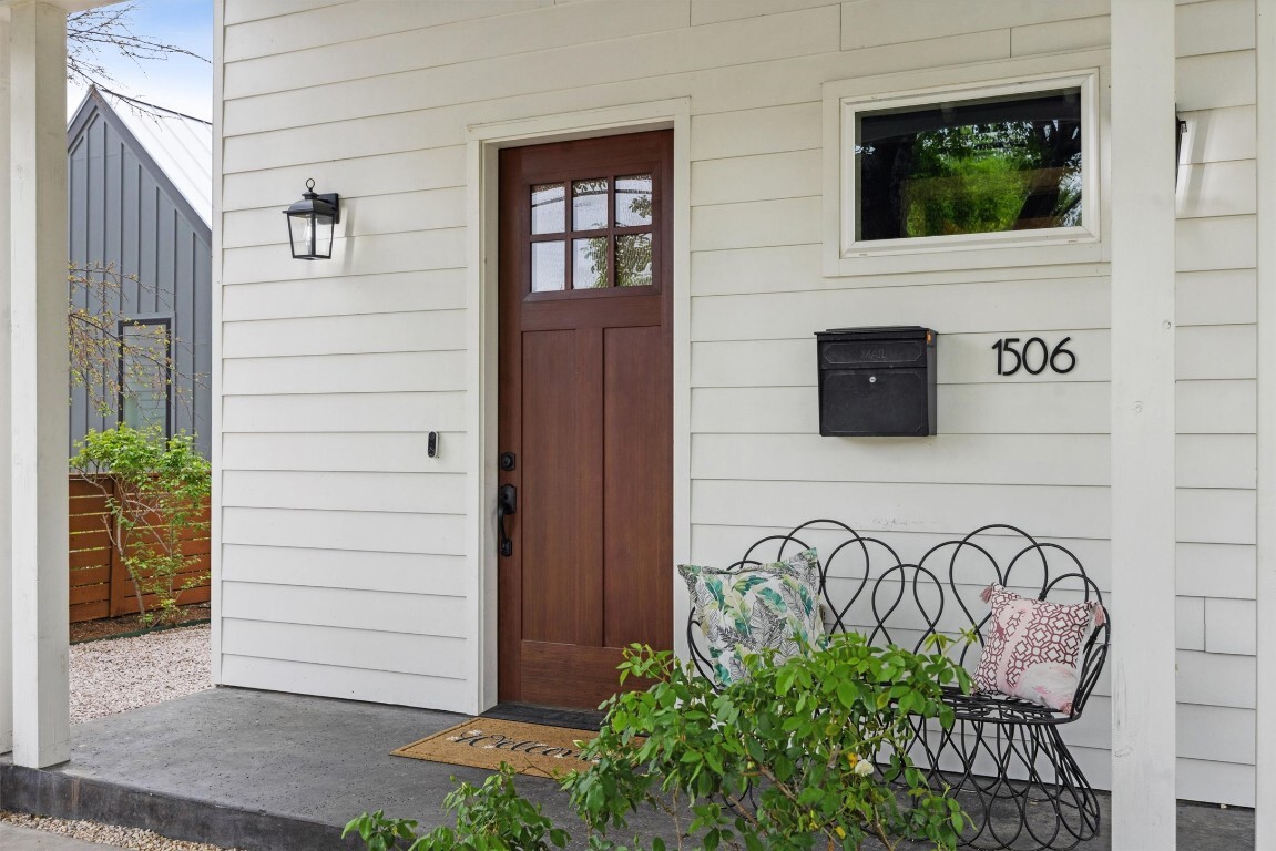 Property Photo:  1506 Payne Avenue A  TX 78757 