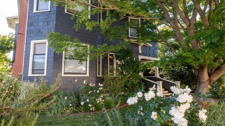 Property Photo: 1133 Seminary Street CA 94559