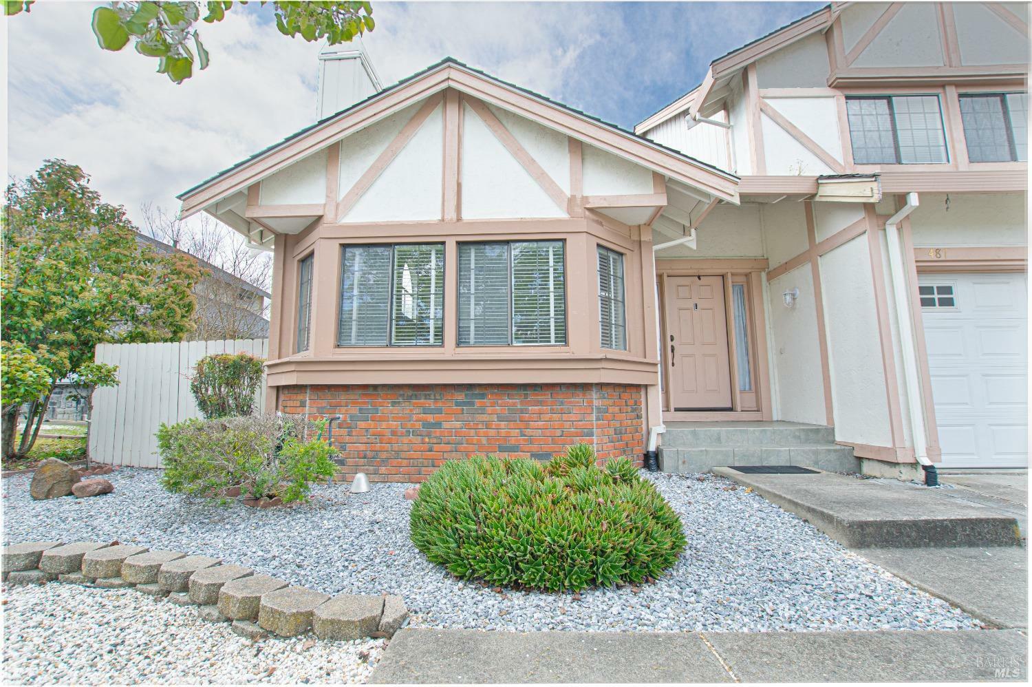 Property Photo: 487 Robles Way CA 94591