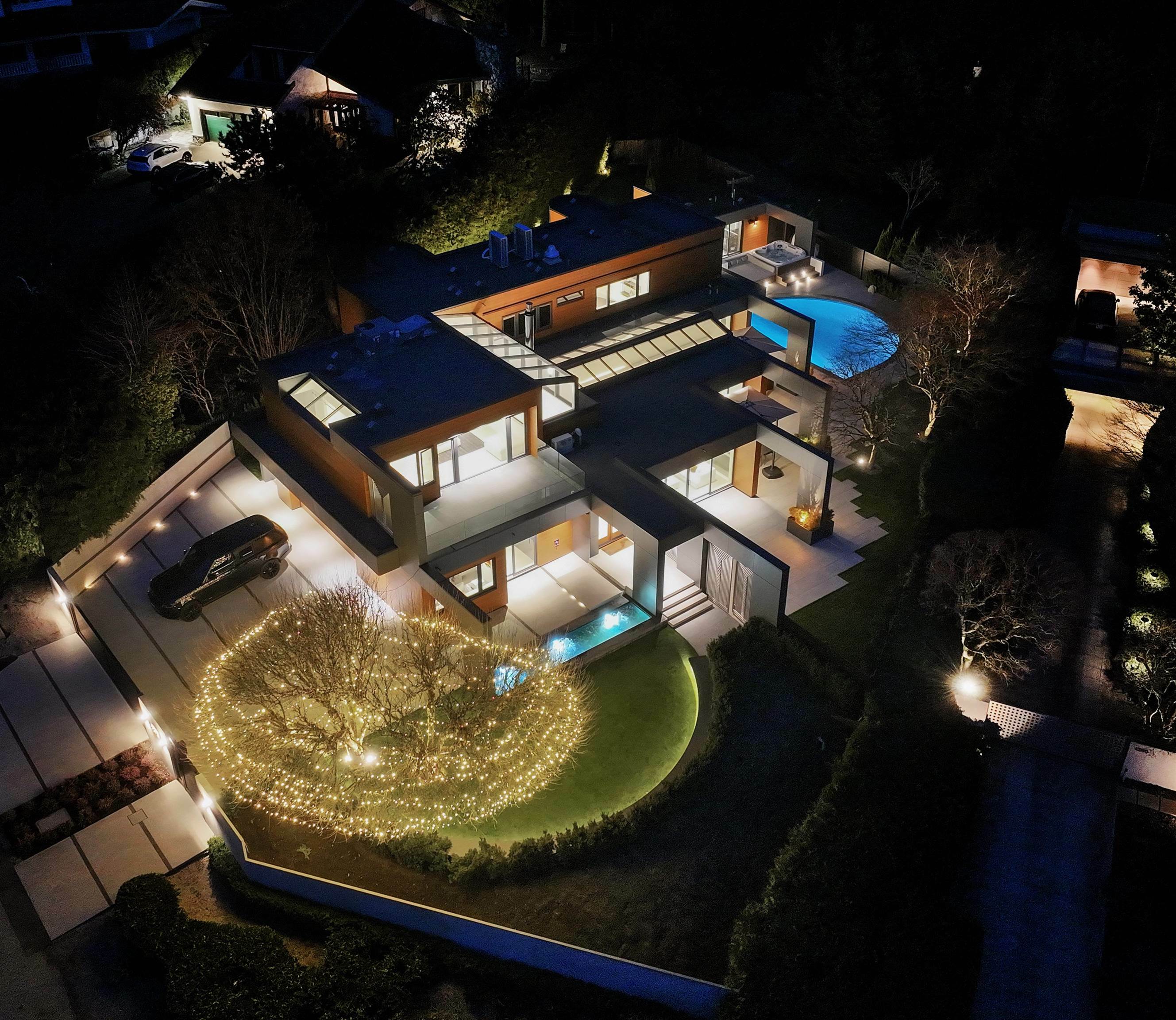 Property Photo: 4278 Rockridge Place BC V7W 2Y4