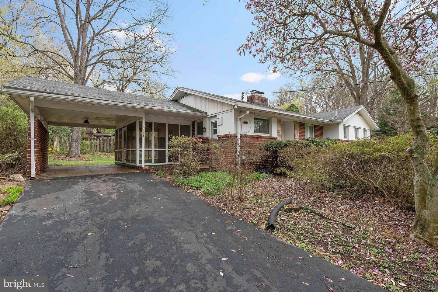 Property Photo: 7025 Selkirk Drive MD 20817