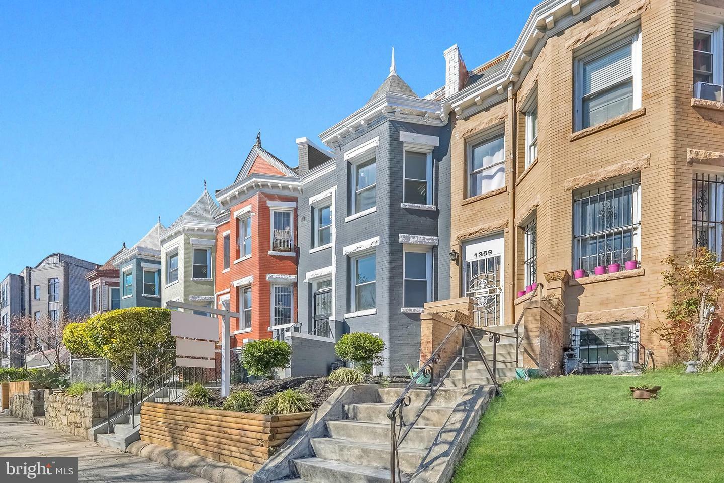 Property Photo: 1361 Spring Road NW DC 20010
