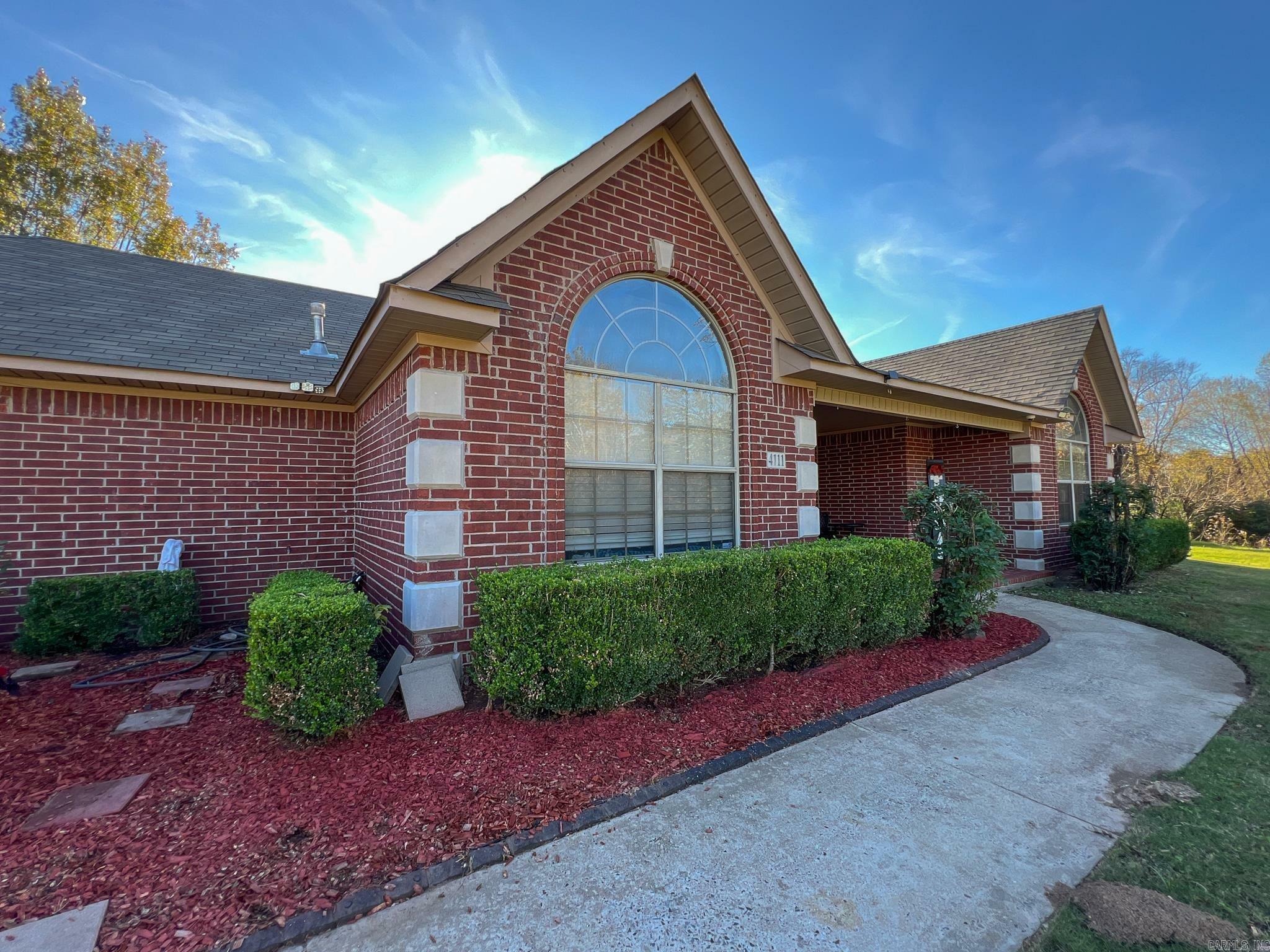 Property Photo: 4111 Singley Rd AR 72206