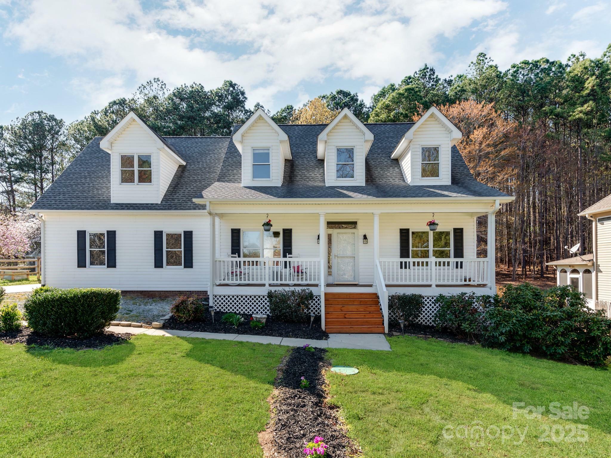 Property Photo: 3911 Granite Street NC 28682