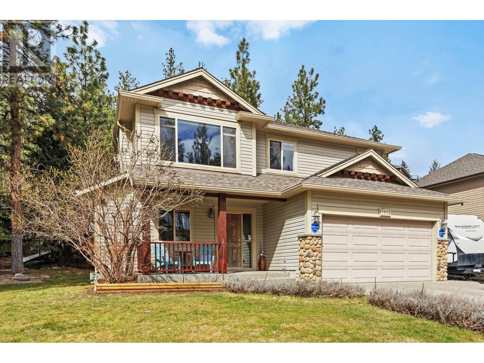 1528 Rosemeadow Drive  West Kelowna BC V1Z 4A7 photo