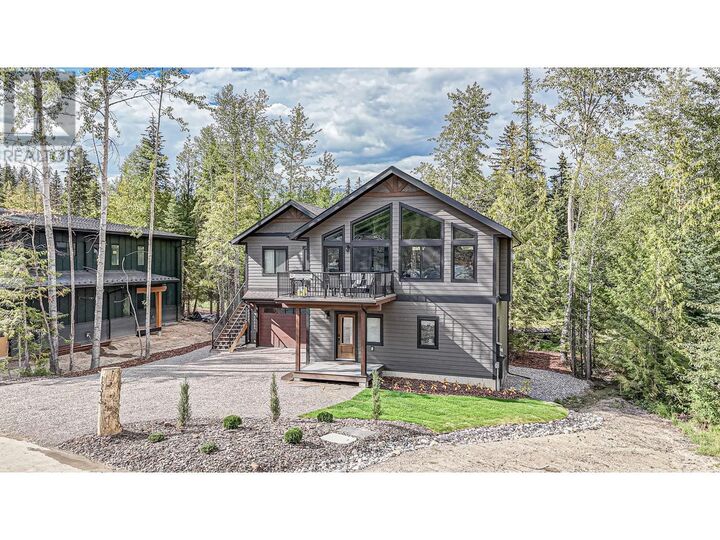 Property Photo: 5545 Currie Bowl Way BC V0B 1M6