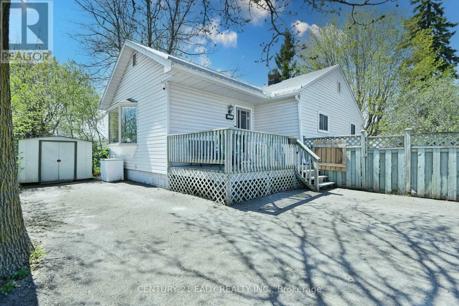 Property Photo: 127 Cameron Avenue ON K7V 3V4