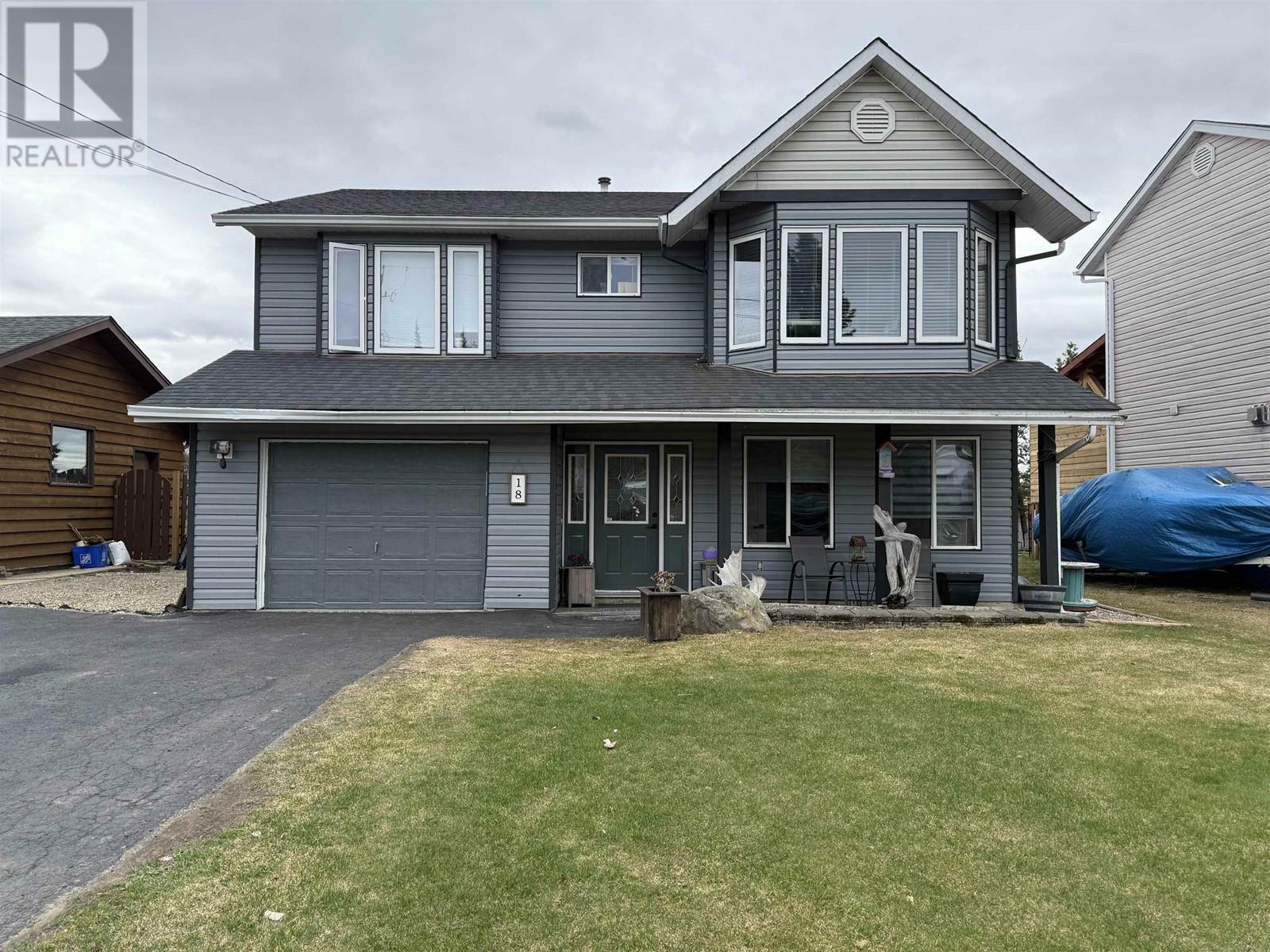 18 Robinson Crescent  Mackenzie BC V0J 2C0 photo