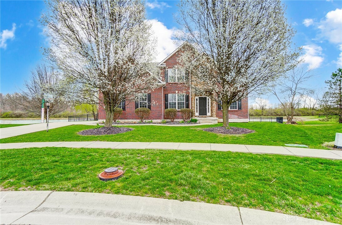 Property Photo: 9276 Somerset Drive OH 45458