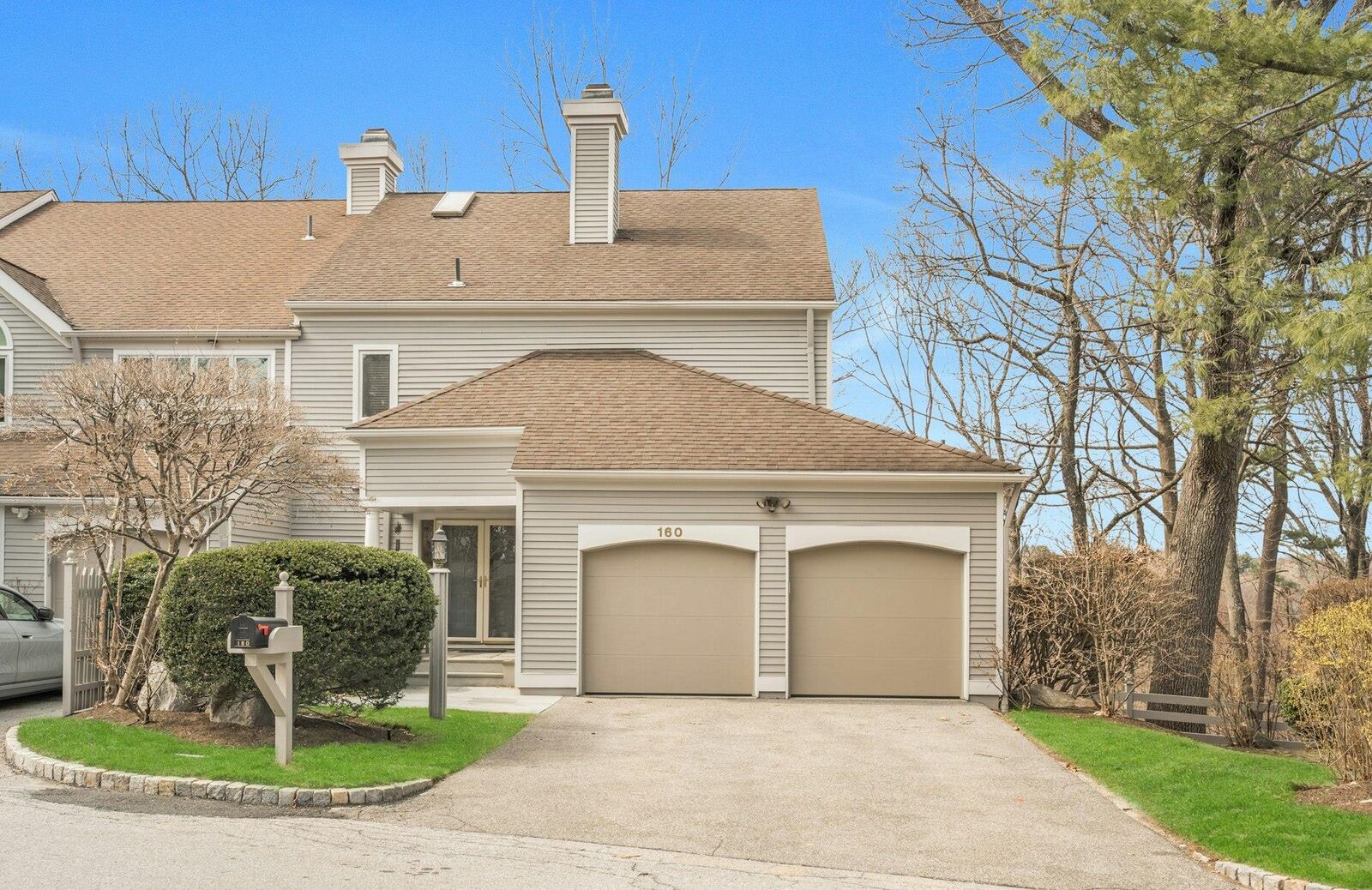 Property Photo:  160 Boulder Ridge Road  NY 10583 