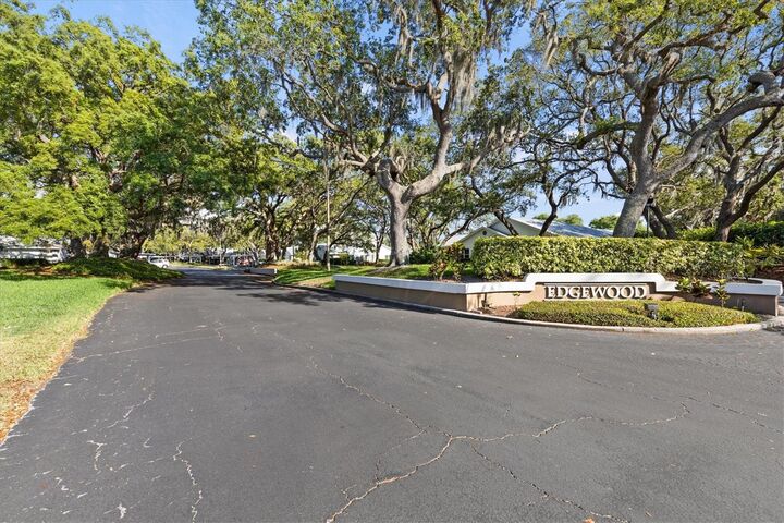 Property Photo: 4208 Edgewood Drive FL 34691