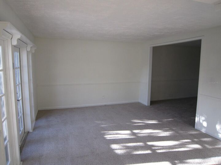 Property Photo: 4118 Dellbrook Drive FL 33624
