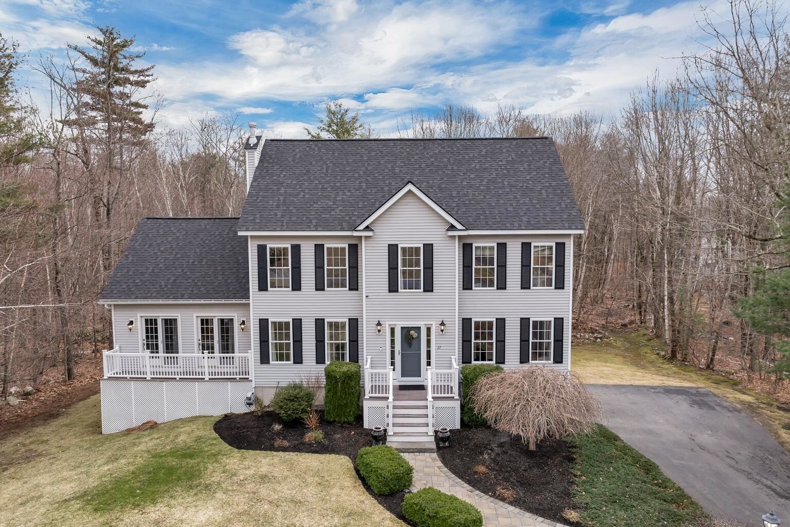 Property Photo: 37 Greenhaven Road NH 03079
