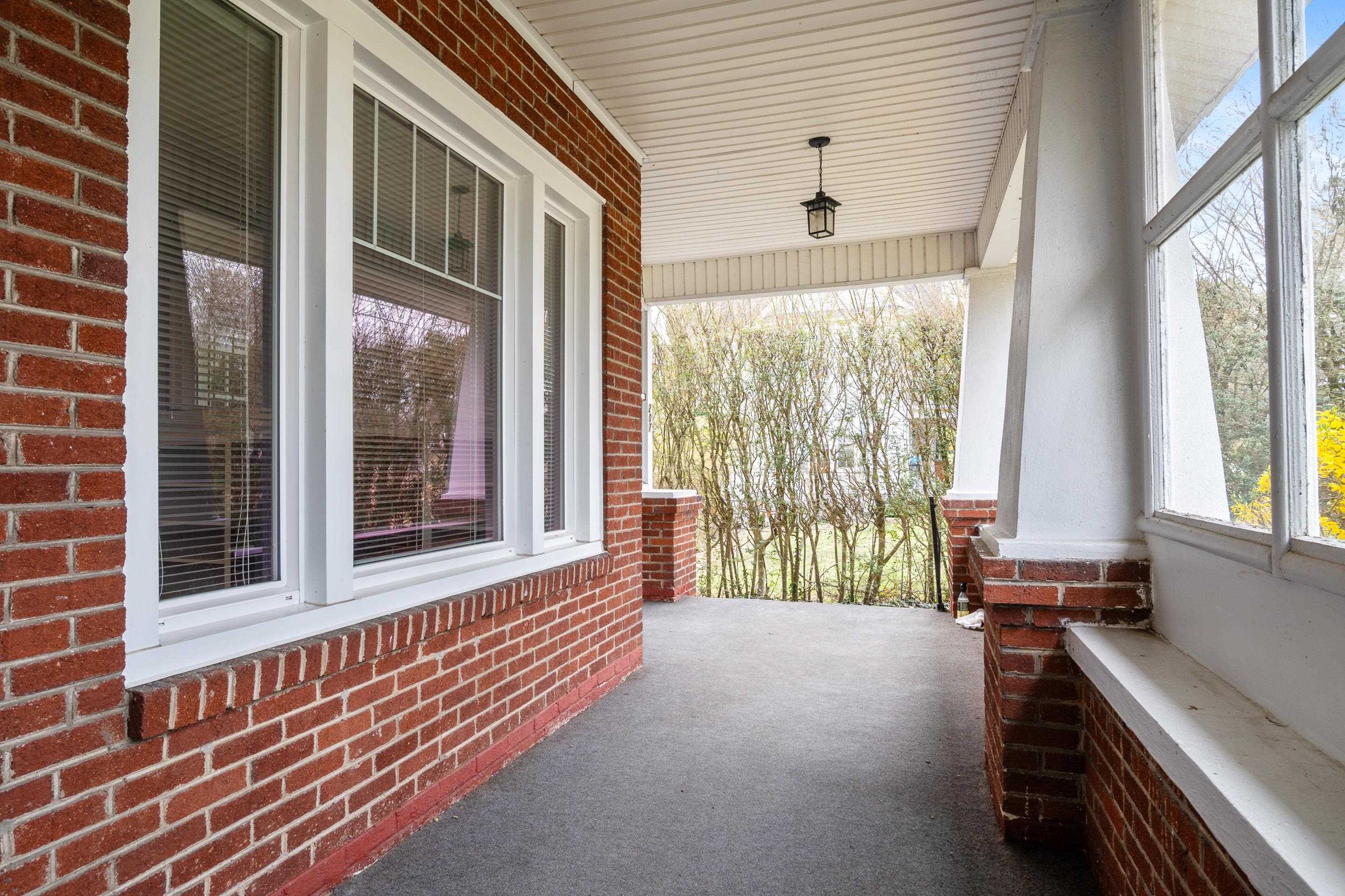 Property Photo: 207 Harvey Street VA 24141