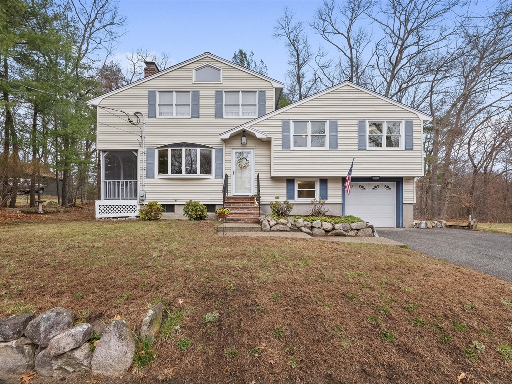 Property Photo:  7 Spruce Rd  MA 01864 