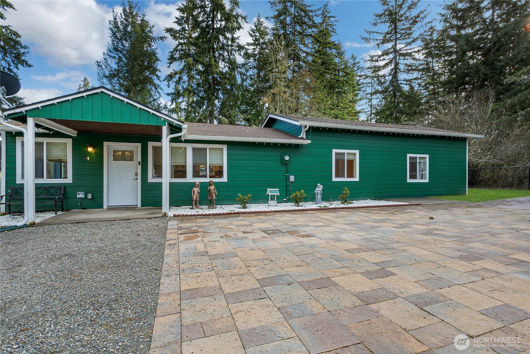Property Photo: 15710 118th Lane SE WA 98597