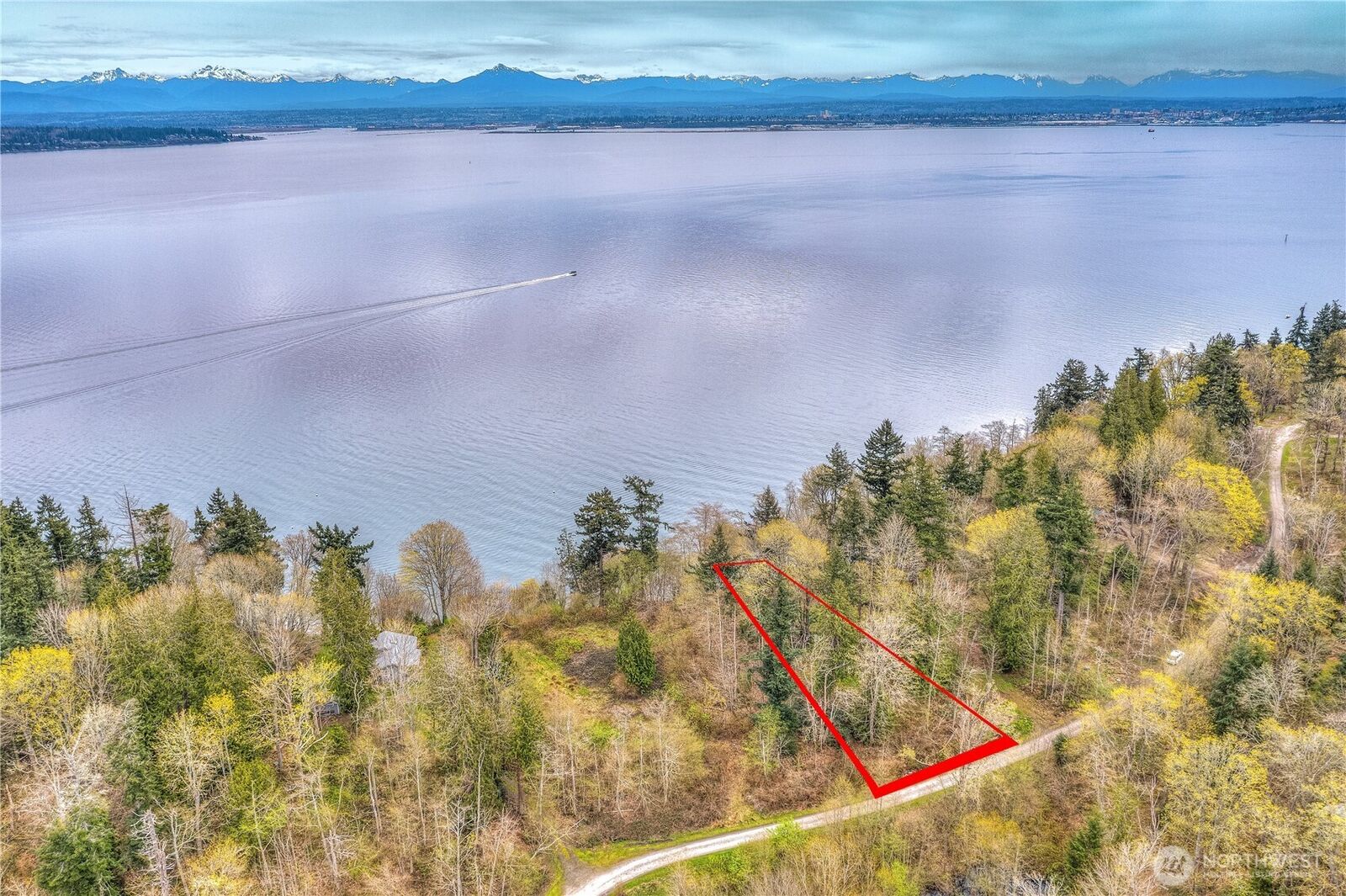 Property Photo: 29 K Beach Way WA 98206