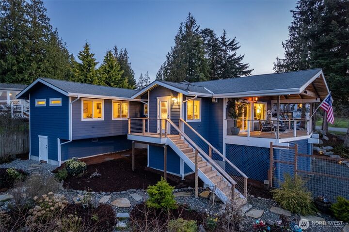 Property Photo:  150  Sylvan Way  WA 98362 