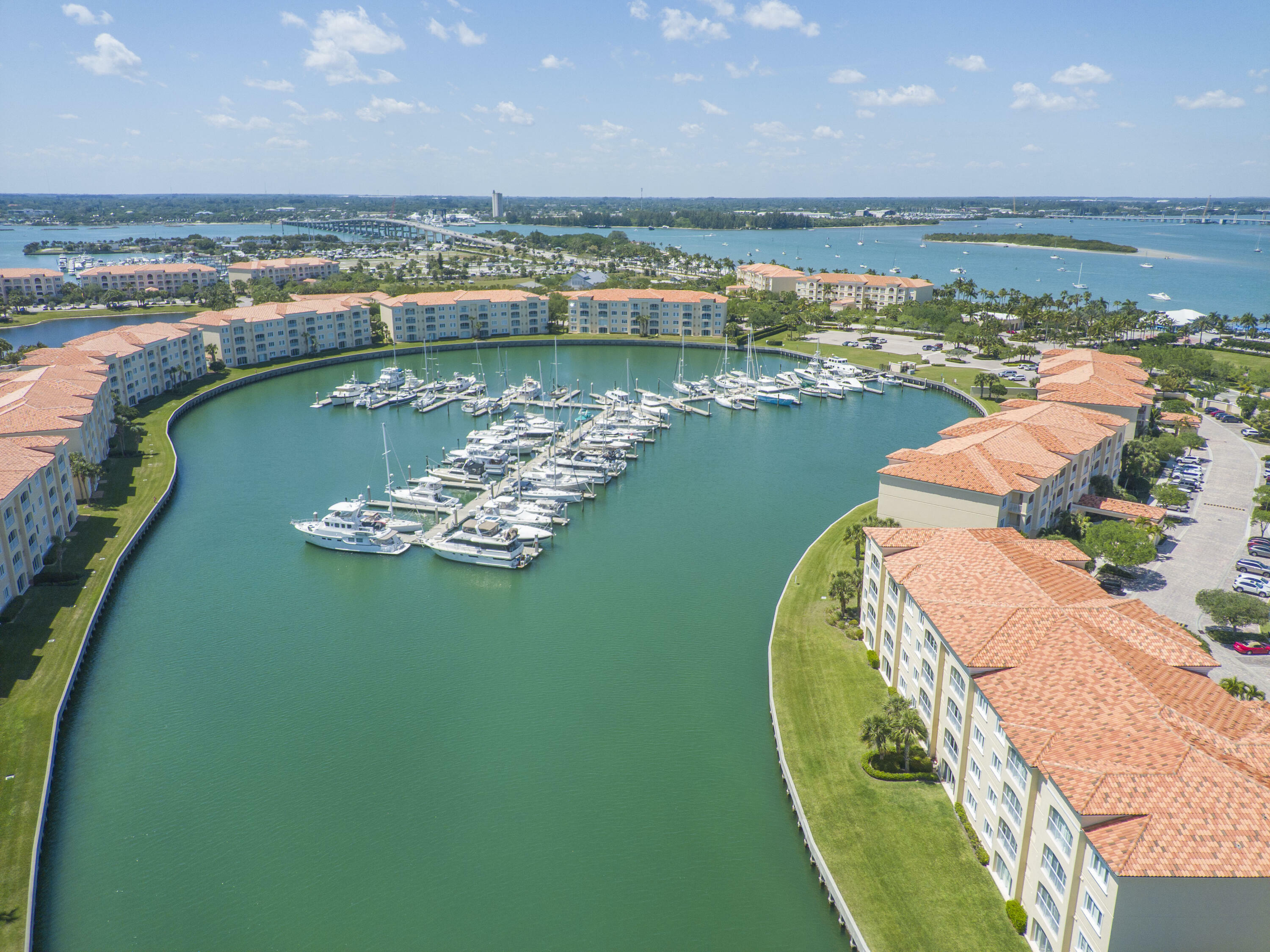 Property Photo:  6 Harbour Isle Drive E Ph01  FL 34949 